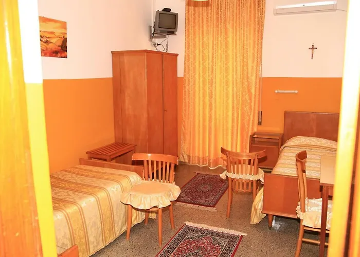 San Vincenzo 酒店 2*