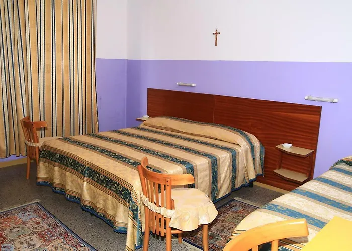 San Vincenzo Hotel 2*